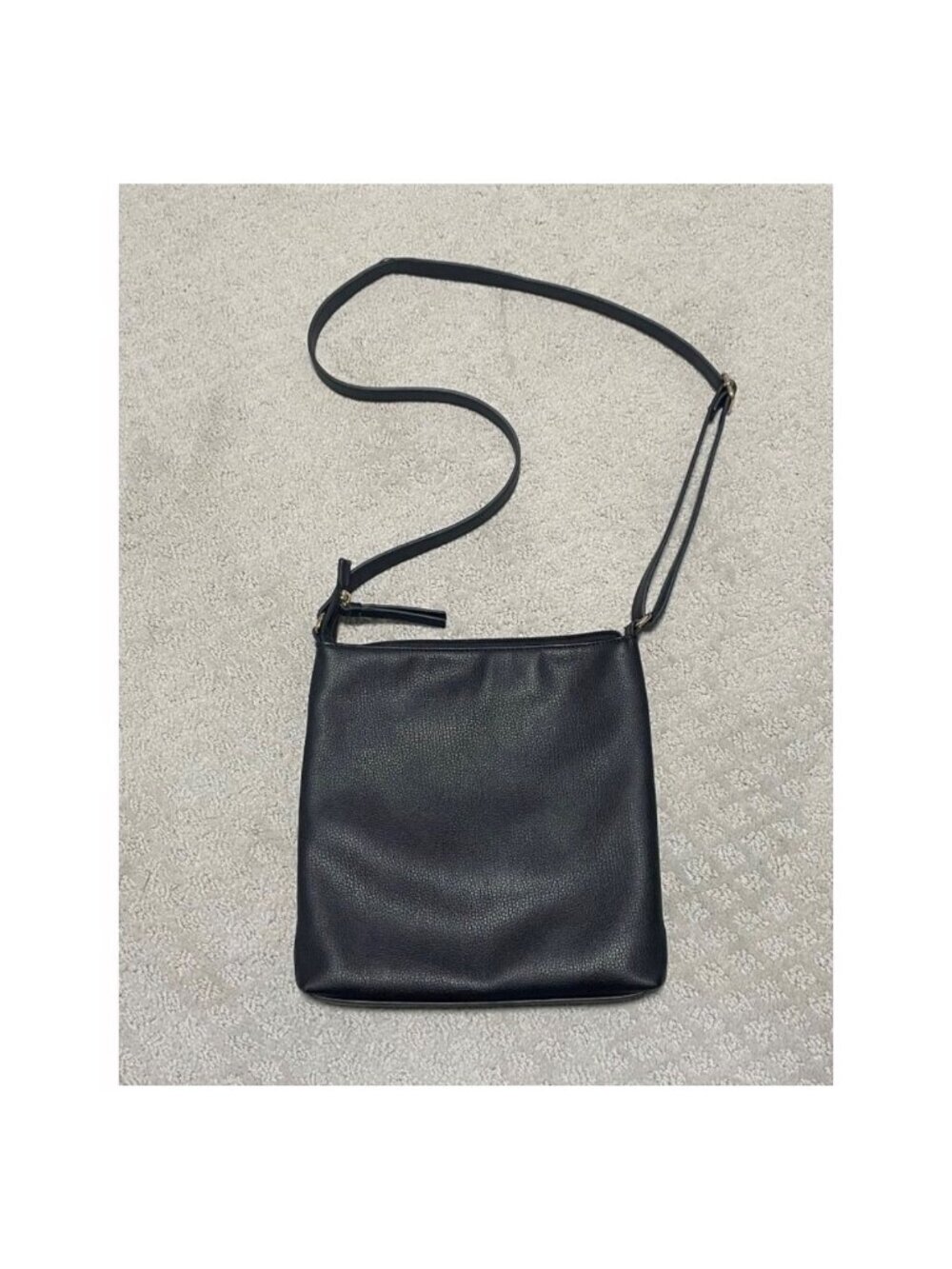 Tommy Hilfiger Black Crossbody Bag With Adjustable Strap gold logo - Picture 4 of 16